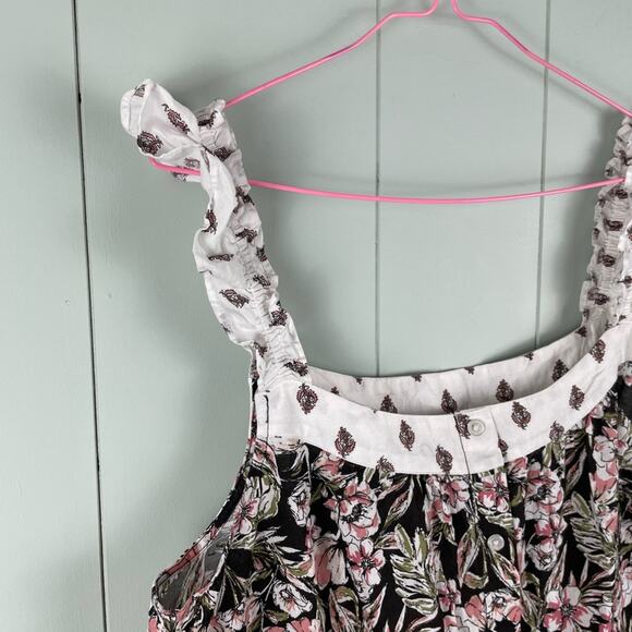 Angels floral flutter sleeve square neck top - Picture 3 of 7